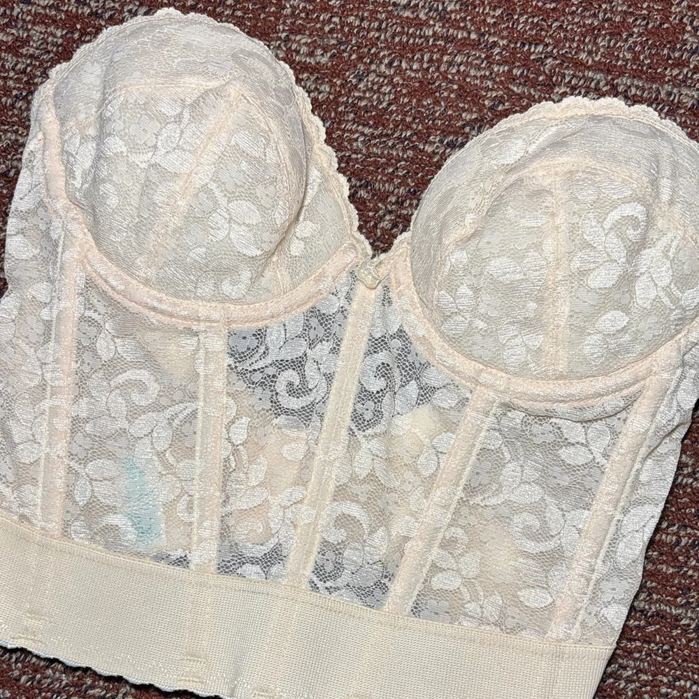 Carnival vintage nude lace bustier bra delicate floral lace low back bra 34C